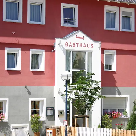 Guest house Traube Dettingen an der Erms