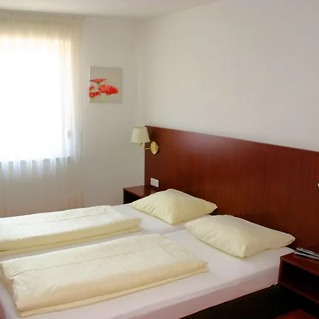 게스트하우스 트라우베 3*