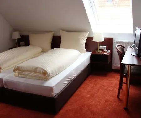 트라우베 게스트하우스 데틴겐안데에름스